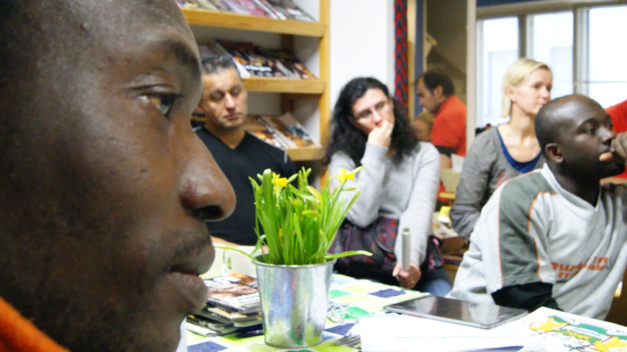 gmc_living_room_session_1_photo_3_by_outi_korhonen