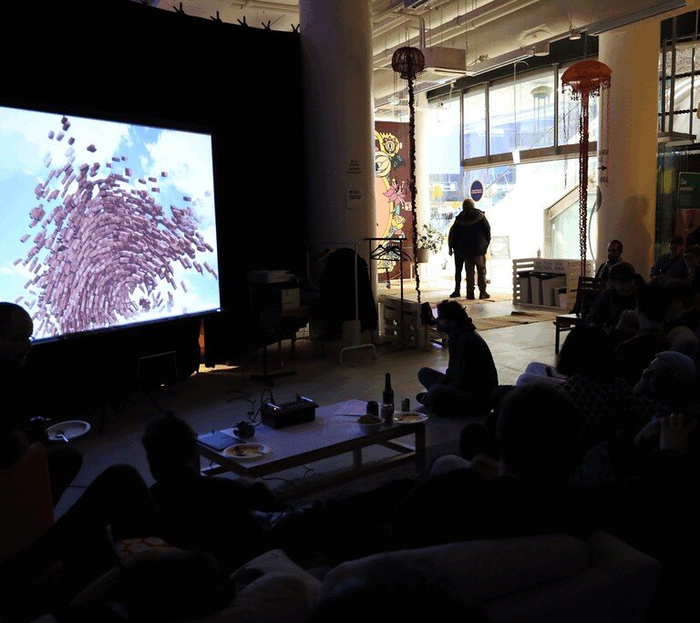 4a7a3165_53056924836_l