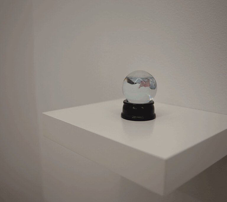 hanan-mahbouba-the-lazy-river-2022-snow-globe-3_53451233143_l