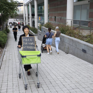 _mr51276_53951336169_l