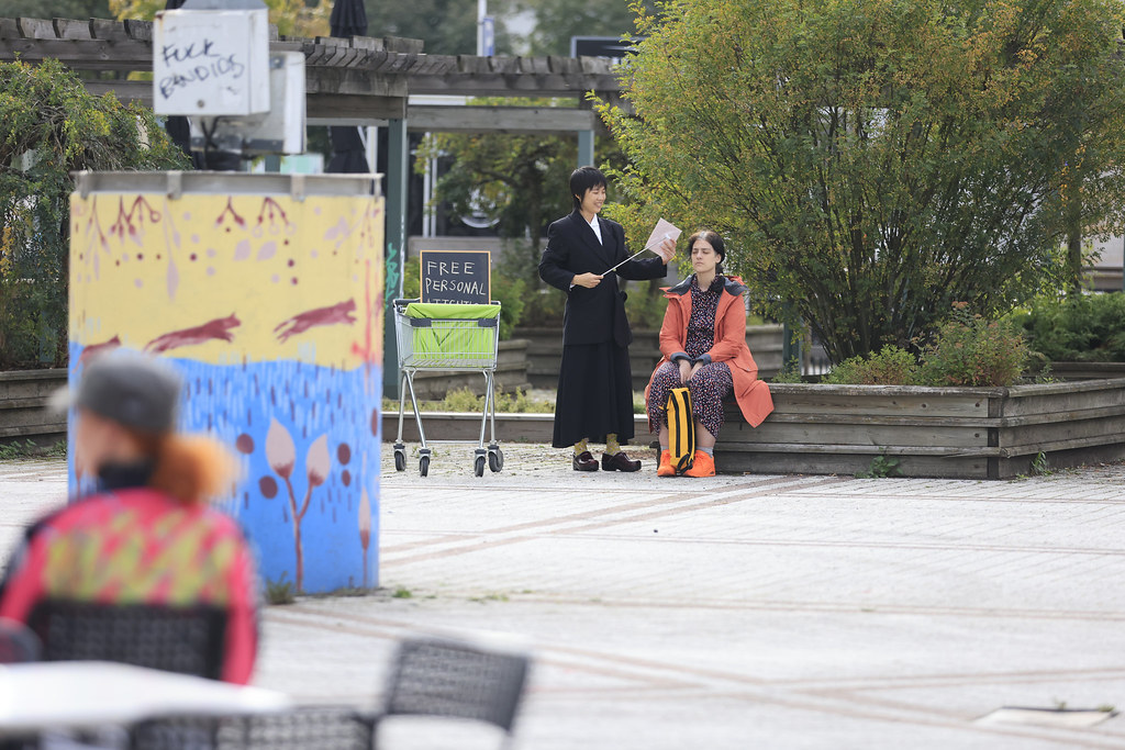 _mr51290_53951264368_l