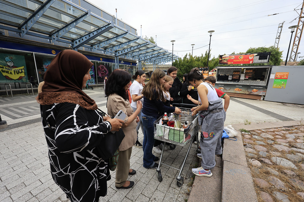 _mr51317_53950109132_l