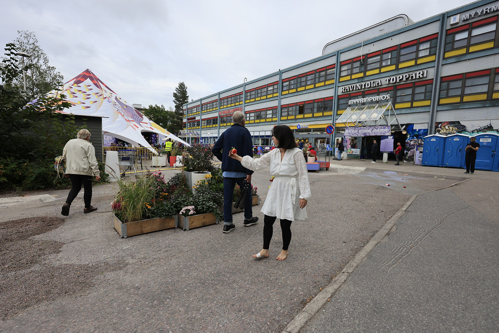 _mr51324_53951463550_l