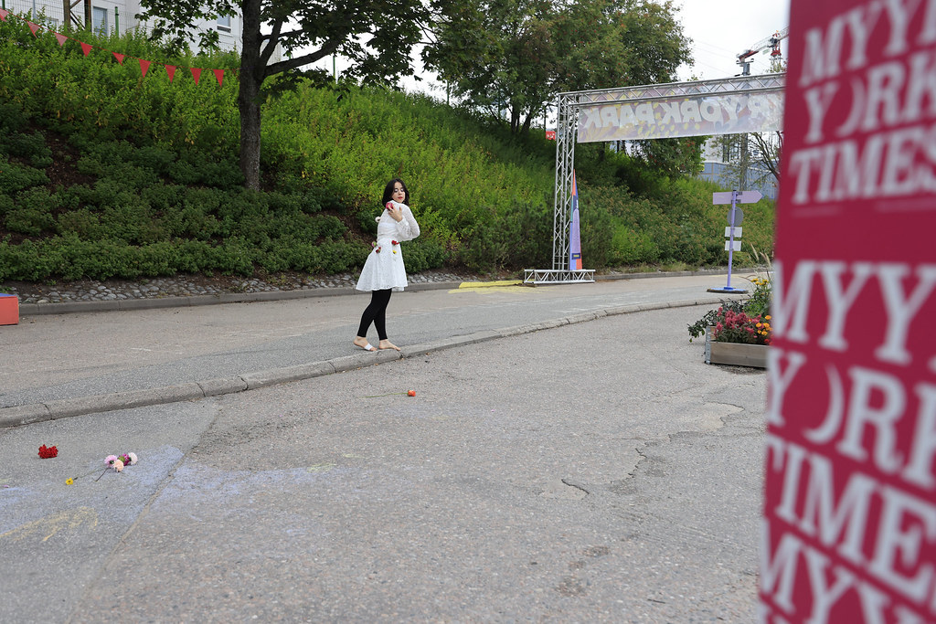 _mr51337_53951335749_l