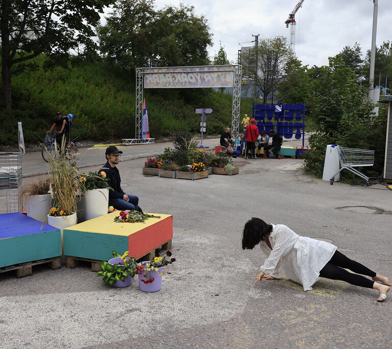 _mr51383_53951335494_l