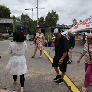 _mr51386_53950109727_l