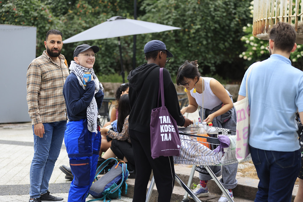 _mr51412_53951007926_l