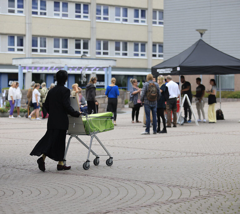 _mr51416_53951463060_l