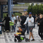 _mr51422_53951008506_l