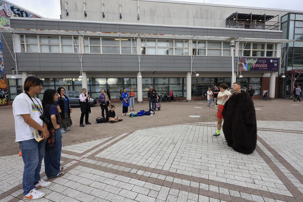 _mr51433_53951263613_l