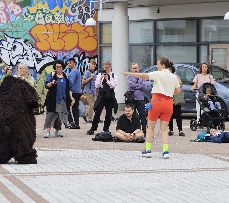 _mr51458_53951263383_l