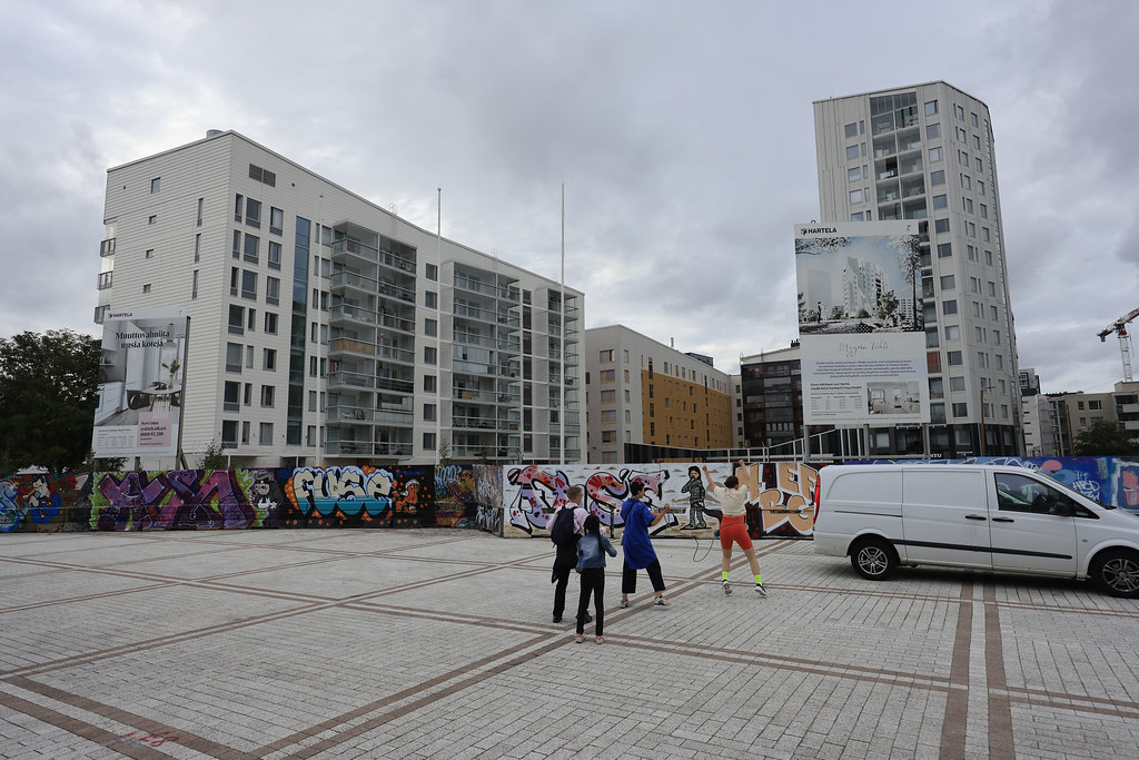 _mr51480_53951007896_l