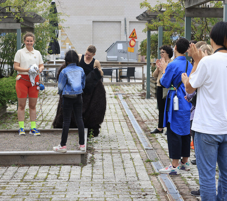 _mr51500_53950109217_l